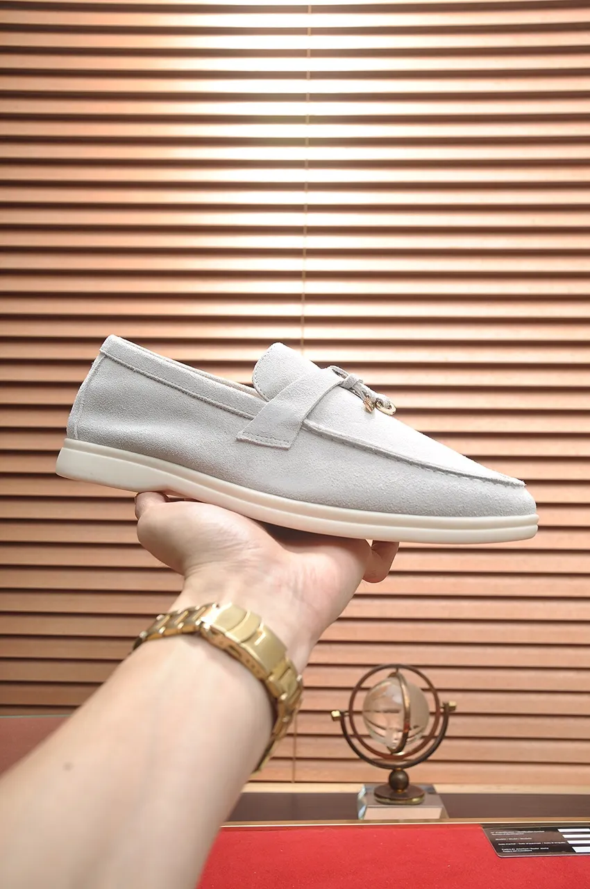 Men's shoes 💰400💶[𝐥𝐨𝐫𝐨 𝐏𝐢𝐚𝐧𝐚] [Couple model] High-end quality, affordable price, LP classic loafers, Italian treasure brand, the only brand that can match Hermès! Only after wearing it do we know that we can’t live up to our feet. Women’s code: 35-40 (customized sizes 34, 41, 42 are non-returnable) Men’s code: 38-44 (customized 45, 46, 47, 48 are non-refundable) Fabric: Customized imported cashmere Lining: Customized imported fetal cowhide Foot: Imported benzene-dyed calfskin Outsole: Exclusive original glass rubber outsole
